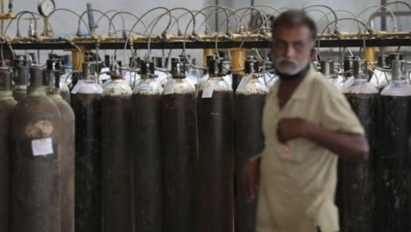 [World Now] "산소·백신 달라" '코로나 지옥'의 아우성…"산소 특급기차 투입"