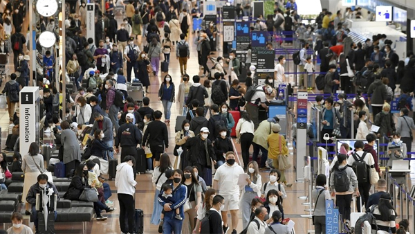 거리두기에 지친 일본…연휴 인파 급증에 긴급사태 연장될듯