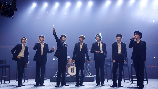 BTS, 영국 '브릿 어워즈' 수상 불발…한국 가수 첫 후보 기록