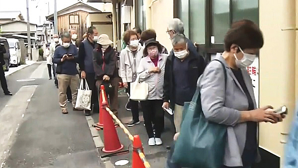 올림픽 개막 두달 남았는데.…日코로나 신규확진 4천명대 '심각'