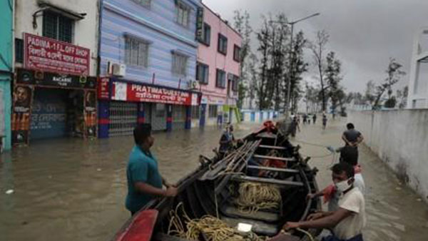 인도에 또 대형 사이클론"수백만 명 대피" 피해 속출