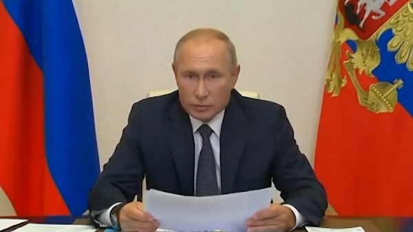 푸틴, 언론인 잡으려 민간여객기 납치한 벨라루스 독재자 편들기 나서