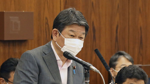 일본 외무상 "한국이 언제나 골대 움직이는 상황 벌어져"