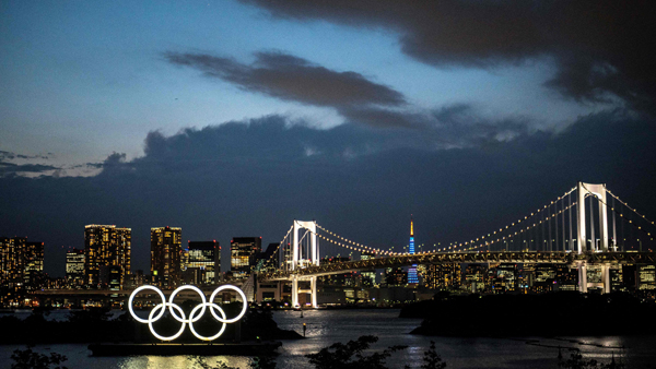 WSJ "도쿄올림픽 어떻게 치르든 일본은 손해 볼 것"