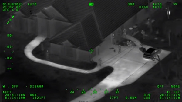 美 청소년 보호시설서 탈주한 10대들 경찰과 총격전 끝 체포