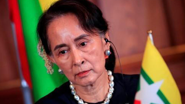 미얀마 군부, 아웅산 수치에게 부패 혐의 또 추가…"두 달 뒤 선고"