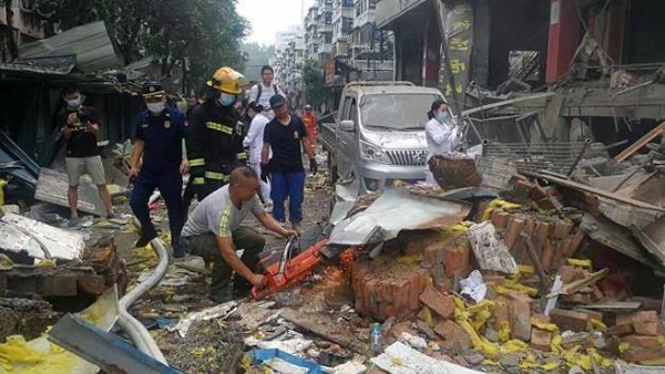 시장 건물이 '우르르'…中, 가스폭발로 11명 사망·37명 중상