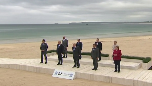 바이든 참석 나토 대중 강경압박…"북한 완전한 비핵화·대미협상 촉구"