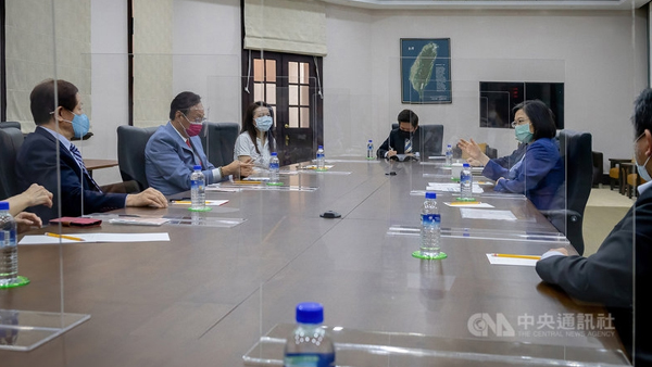 대만, TSMC 등 민간 기업에 코로나19 백신 구입 협상 권한 부여