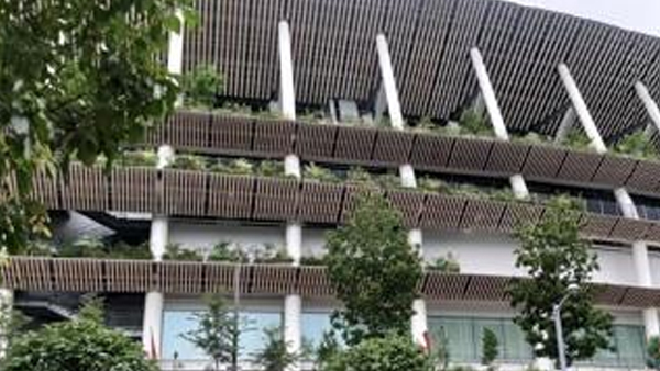 올림픽 앞둔 일본 도쿄, 코로나 악화…도로 성화봉송 취소