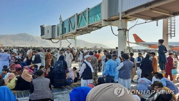 미, 마비된 카불공항 재개 노력…"탈레반과 충돌방지 장치 합의"