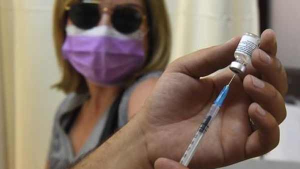 "이스라엘서 코로나 부스터샷 예방효과 2차접종의 4배"