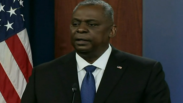 美 국방장관 "카불 전사·부상자 깊은 애도…임무 단념 않을 것"