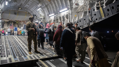 NBC "탈레반·테러단체 연계 가능성 아프간 피난민 100명"