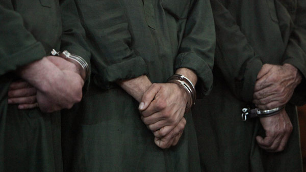 아프간 여성판사, 남성 죄수 보복할까 피신‥"살해 협박 받아"
