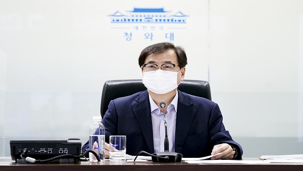 방미 서훈 "남북·북미관계 전반적 협의… 종전선언도 포함"