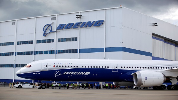 WSJ "보잉 787 드림라이너에서 또 부품 결함 발견"