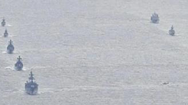 中 함정과 일본 열도 돌며 무력시위 벌인 러시아 군함 동해 진입