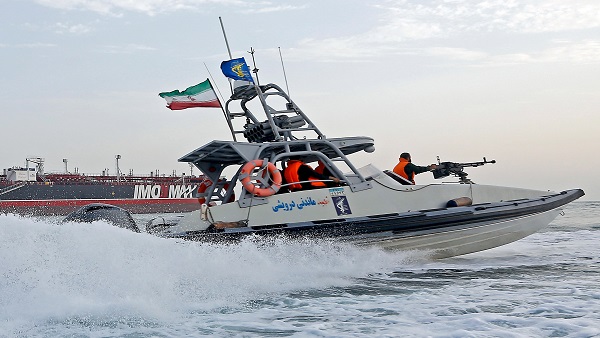 이란 혁명수비대 "미국 해군의 유조선 나포 시도 무력화"
