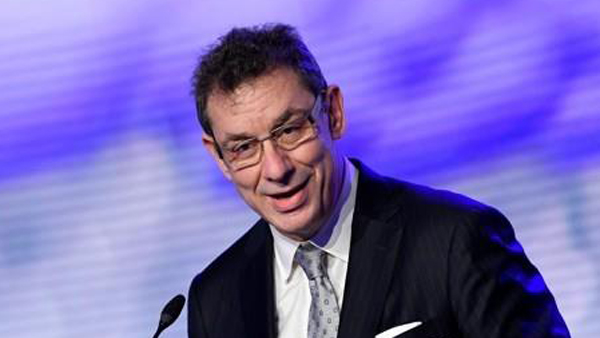 [World Now] 화이자? 머크?‥코로나 '먹는 치료제' 뭐가 더 나을까?