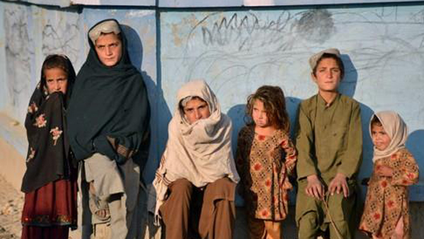 아프간 아이들의 '비극'‥매매혼·영양실조·홍역까지