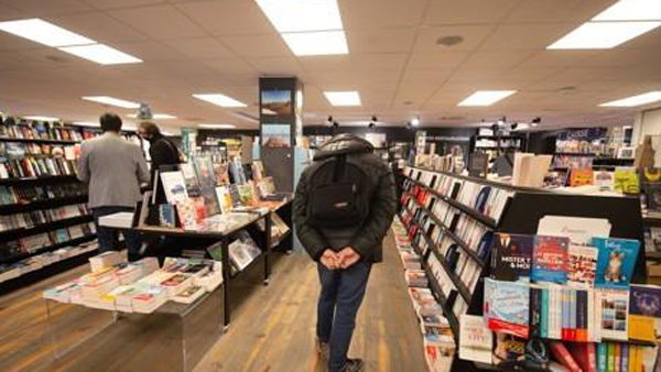 [World Now] 프랑스 사전에 오른 'iel' 뭐기에‥찬반 논란에 '시끌'