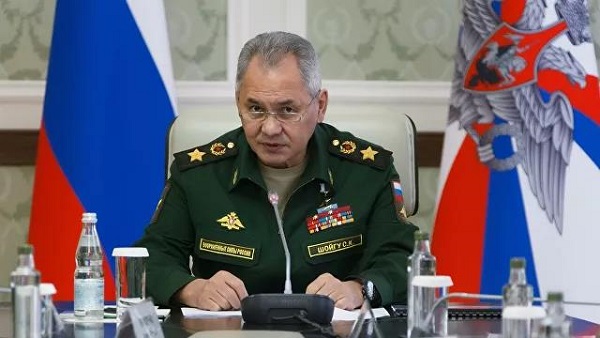 러 국방장관 "미 전략폭격기들 이번 달에 러시아 핵공격 훈련"