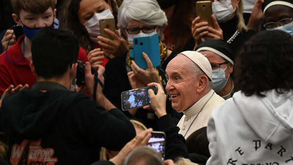 교황, 미국 크리스마스 퍼레이드 참사 희생자 위로 전문