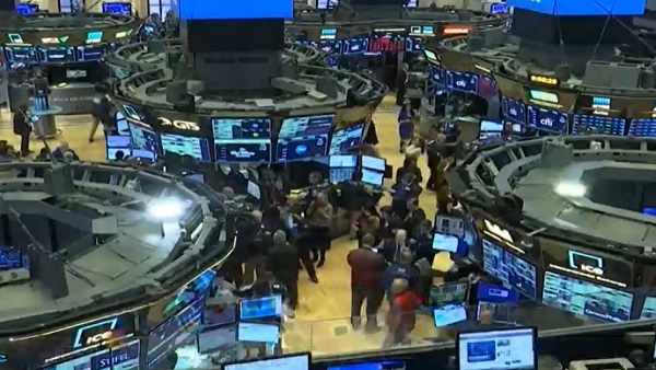 미 기업 CEO·내부자들, 올해 역대 최대 81조원 주식 팔았다