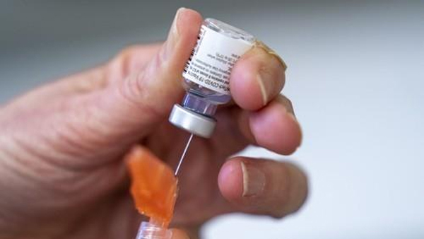 캐나다 자문위, 50세 이상에 코로나 백신 부스터샷 '강력 권고'