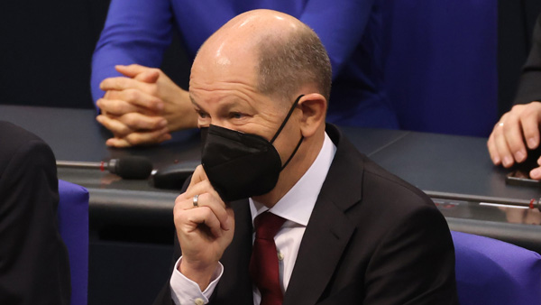 메르켈 이어 독일 사민당 올라프 숄츠 총리 취임16년만에 정권교체