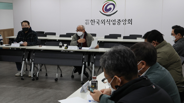 자영업 단체들 "영업제한 철폐해야"‥집단삭발·소송 추진