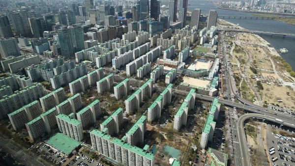 수도권 주택매매심리 5개월 만에 '보합→상승'‥"재건축 기대감"