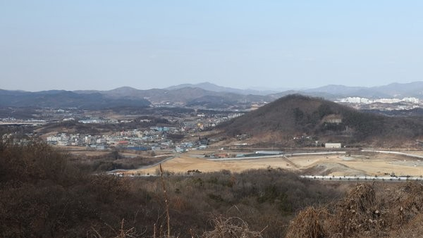 상반기 전국 땅값 1.89% 상승, 거래량은 18% 감소