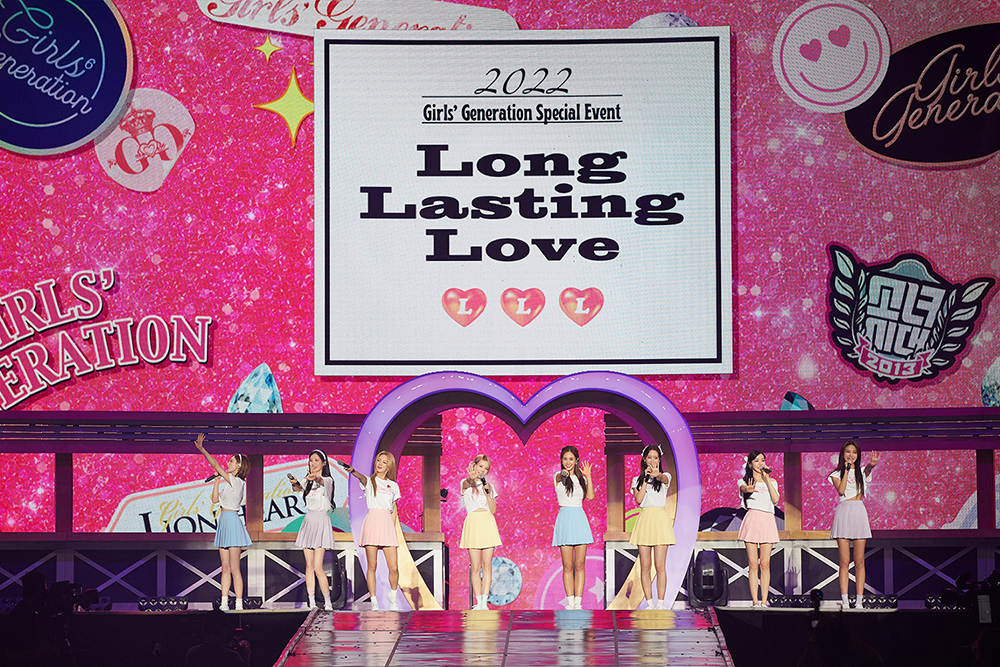 소녀시대 스페셜 팬 이벤트로 데뷔 15주년 활동 성료 "소녀시대를 지켜줘서 고마워"