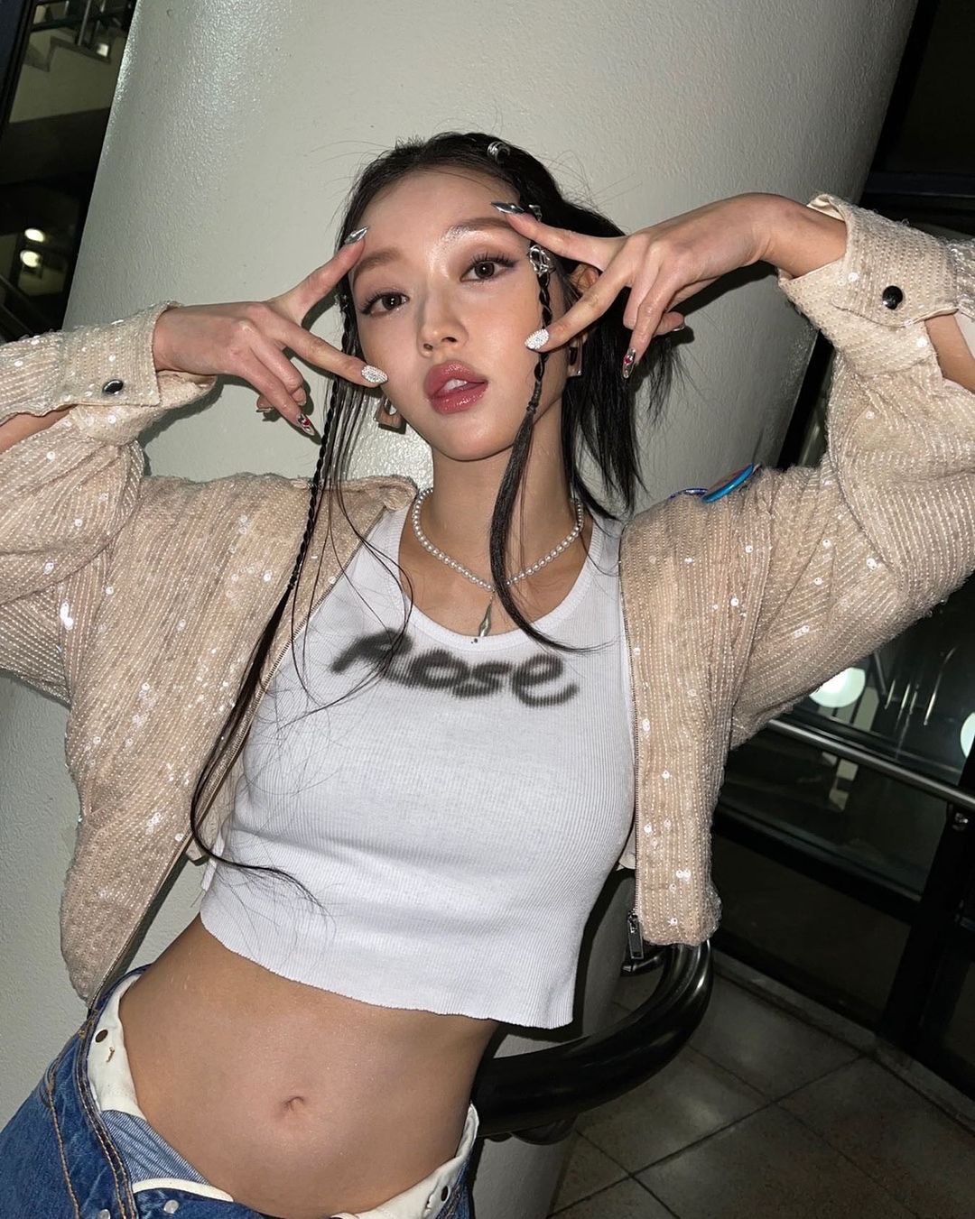 오마이걸 유아, 말라도 너무 말랐네...극세사 몸매 자랑 [인스타]