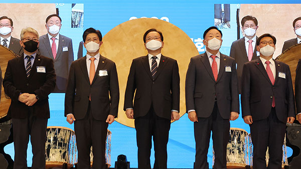 김 총리 "중대재해 날 정도면 이미 잘못‥'산재 후진국' 놔둘 수 없어"