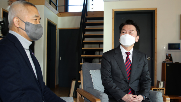 안철수, 최진석 명예교수 상임선거대책위원장으로 영입 