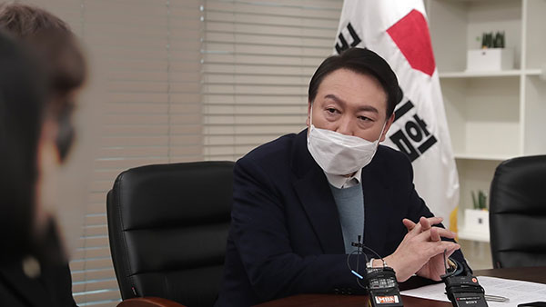 尹 "정부, 얼마나 잘못했길래 北 눈치보고 굴종하나"