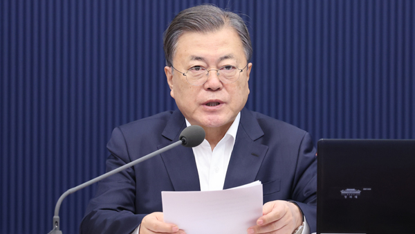 문 대통령 "盧 비극 겪고도 정치문화 안 달라져‥선거국면서 갈등 부추겨"