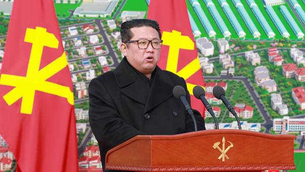 김정은, 함남 온실농장 착공식 참석해 "사철 푸른채소 보장"