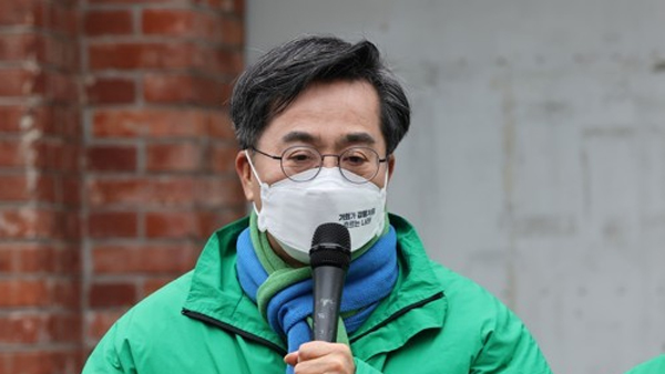 김동연, 대선후보 사퇴하고 이재명과 단일화‥"정치교체 출발점"