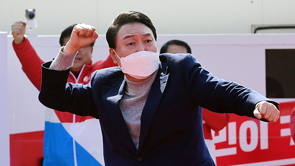 尹 "李, 범죄 드러나니 특검 얘기‥이름 빼고 전부 거짓말"