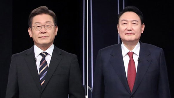 지상파 출구조사 '초경합' 발표에 與 '환호' 野 '담담'  