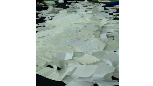 인천 개표소서 투표지 색깔 놓고 실랑이‥선관위 "문제 없어" 