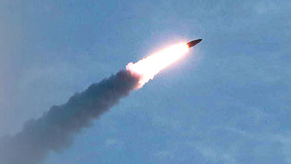 북한, 장거리 탄도미사일 1발 고각발사한 듯‥ICBM 추정