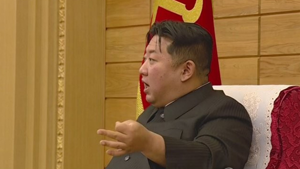 북한, 코로나19 의심 발열환자 첫 4만 명대