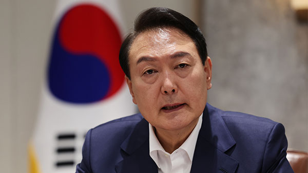 윤 대통령, 첫 비상경제민생회의서 "지금은 비상상황‥민생안정에 사활"