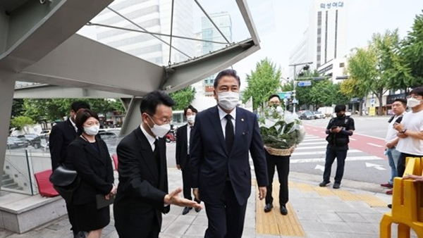 외교부, 일본 개헌 움직임에 "평화헌법 기본 정신 존중해야"