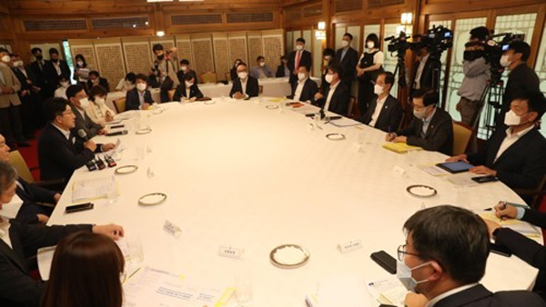 당정 "4억미만 주택 고정금리로‥생애 첫 주택 금리 인하 공감대"